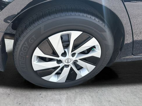 Certified 2025 Nissan Altima 2.5 S FWD image 50