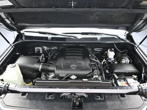 Used 2018 Toyota Tundra Limited image 51
