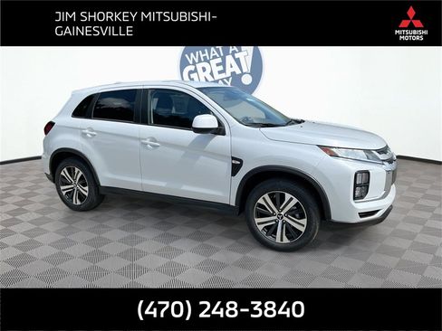 Used 2025 Mitsubishi Outlander Sport ES image 1