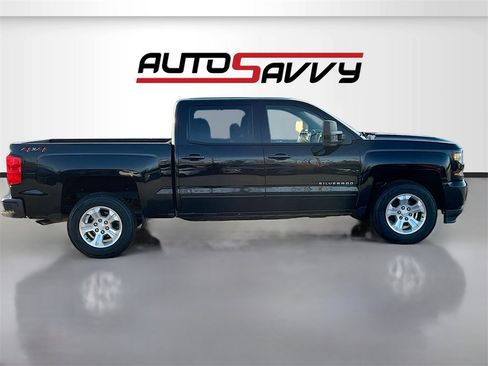 Used 2018 Chevrolet Silverado 1500 LT w/ All Star Edition image 8