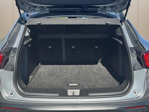 Used 2024 Chevrolet Trax ACTIV w/ Sunroof Package image 14