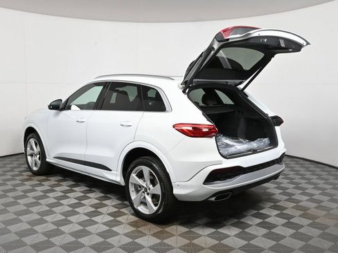 New 2025 Audi Q5 Premium Plus image 28