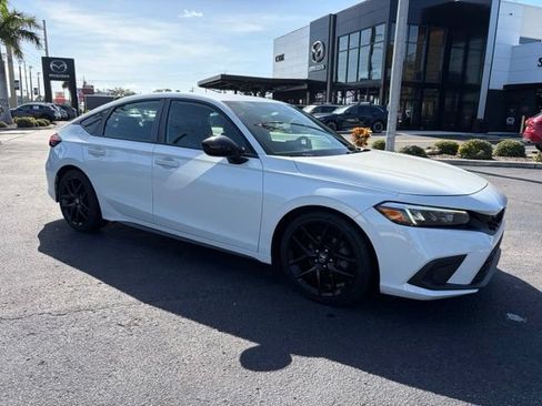 Used 2024 Honda Civic Sport image 1