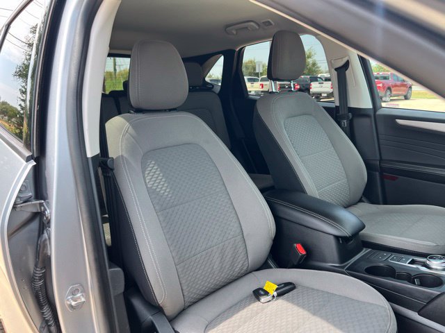Certified 2022 Ford Escape SE w/ SE Sport Appearance Package FWD image 31