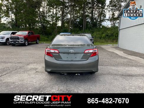 Used 2014 Toyota Camry LE FWD image 6
