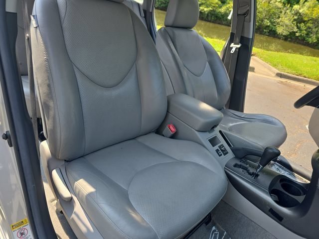 Used 2012 Toyota RAV4 Limited w/ Navigation Value Pkg AWD/4WD image 10