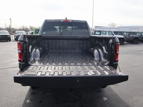 New 2026 RAM 1500 4x4 Crew Cab image 23