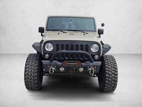 Used 2018 Jeep Wrangler Sport AWD/4WD image 2
