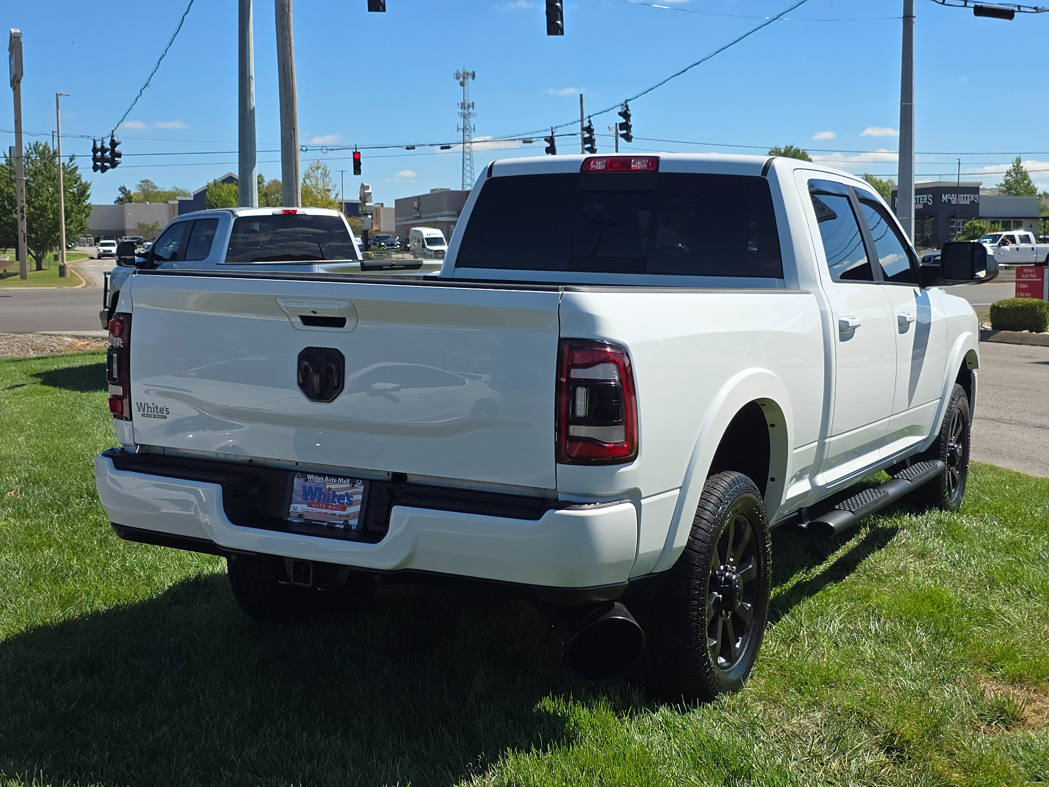 Used 2020 RAM 2500 Laramie w/ Night Edition AWD/4WD image 4