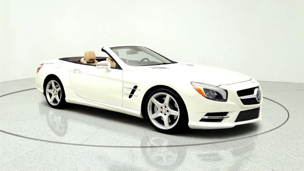 Used 2015 Mercedes-Benz SL 400 image 3