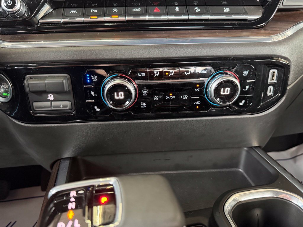 Used 2024 GMC Sierra 1500 SLT AWD/4WD image 19