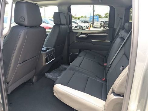New 2026 GMC Sierra 1500 SLT w/ SLT Premium Plus Package AWD/4WD image 13