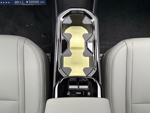 New 2026 Volvo EX30 Plus w/ Climate Package image 13