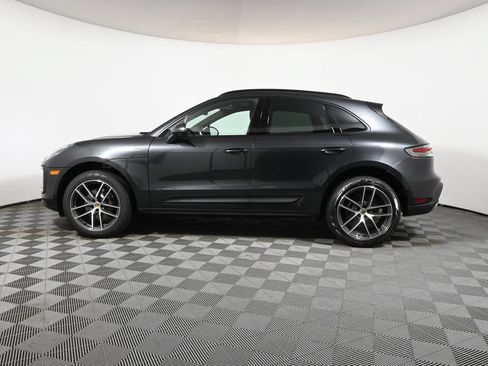 Used 2026 Porsche Macan AWD/4WD image 2