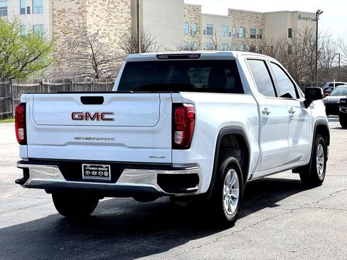 Used 2024 GMC Sierra 1500 SLE image 8