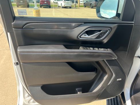 Used 2021 GMC Yukon AT4 w/ AT4 Premium Plus Package image 18