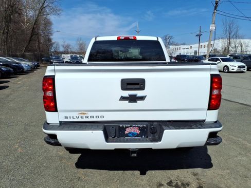Used 2018 Chevrolet Silverado 1500 Custom w/ Custom Value Package image 5