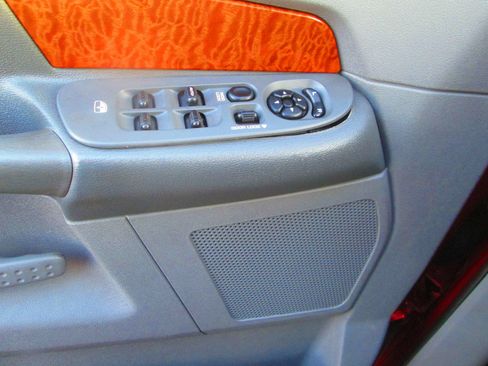 Used 2006 Dodge Ram 1500 Truck SLT w/ Quad Cab Big Horn Value Group image 15