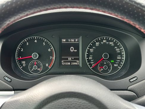 Used 2013 Volkswagen Jetta GLI Autobahn FWD image 31