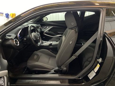 Used 2021 Chevrolet Camaro LT w/ RS Package image 22