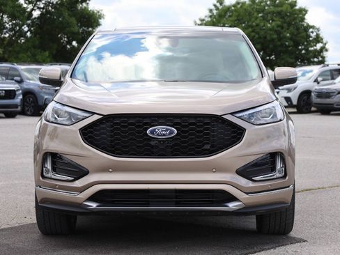 Used 2021 Ford Edge Titanium w/ Equipment Group 301A AWD/4WD image 5
