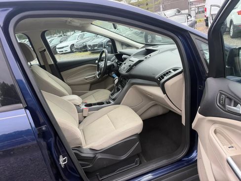 Used 2017 Ford C-MAX SE FWD image 28