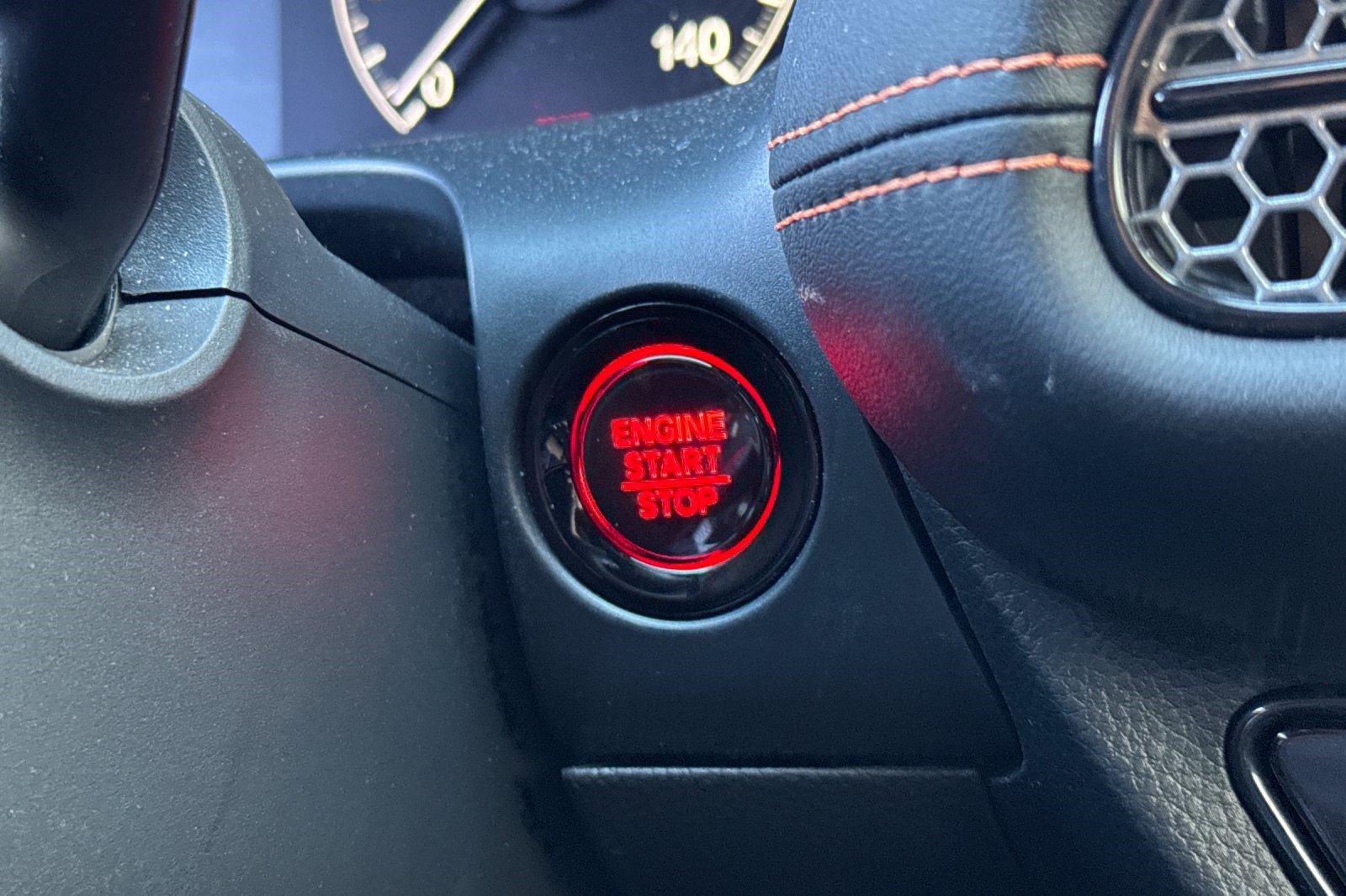 Used 2025 Honda HR-V Sport image 17