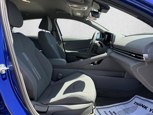 Certified 2023 Hyundai Elantra SEL FWD image 19