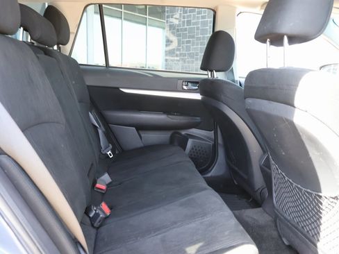 Used 2013 Subaru Outback 2.5i Premium image 13