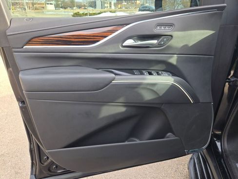 Used 2024 Cadillac Escalade Premium Luxury w/ LPO, Floor Liner Package image 21