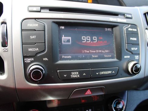 Used 2014 Kia Sportage EX image 18