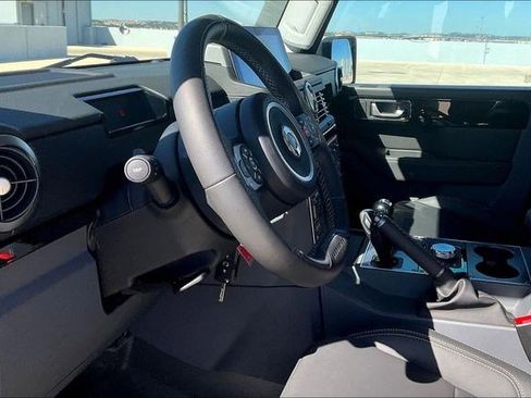 Used 2025 INEOS Grenadier Trialmaster Edition image 16