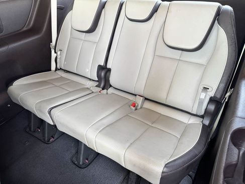 Used 2017 Kia Sedona SX Limited FWD image 31