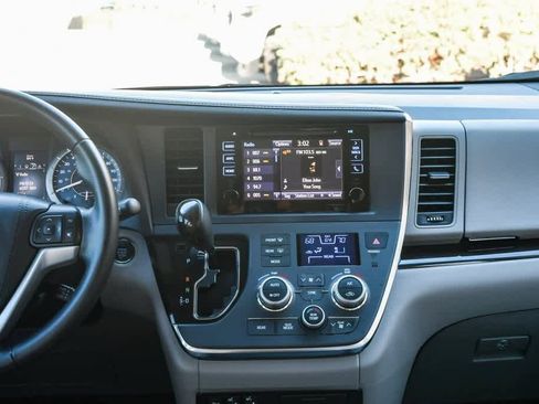 Certified 2017 Toyota Sienna XLE w/ XLE Navigation Package image 13