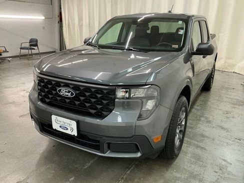 Used 2025 Ford Maverick XLT image 9