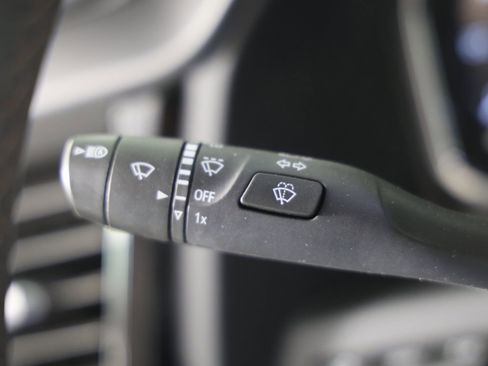 Used 2024 GMC Sierra 1500 AT4 w/ Technology Package image 24