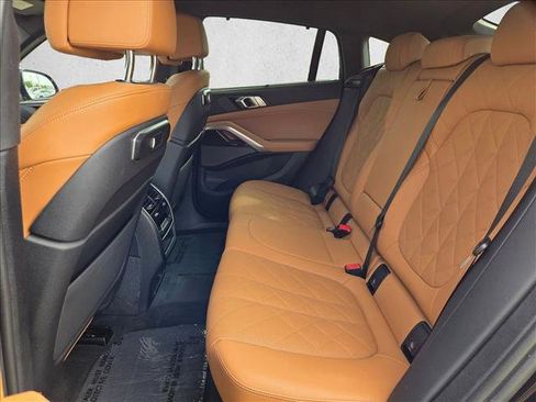 Certified 2024 BMW X6 xDrive40i w/ Premium Package AWD/4WD image 27
