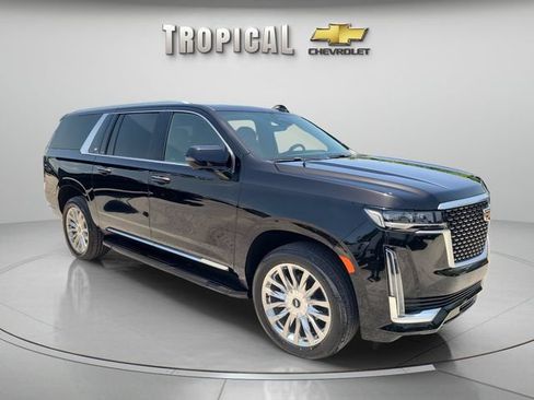 Used 2023 Cadillac Escalade ESV Premium Luxury RWD image 7
