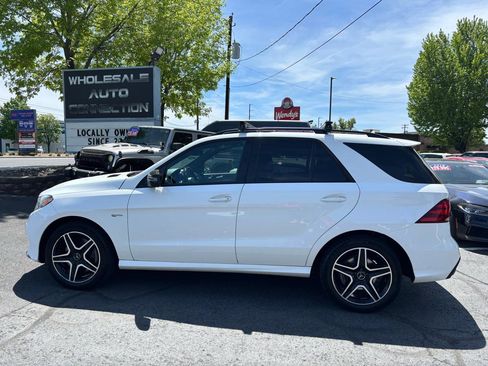 Used 2018 Mercedes-Benz GLE 43 AMG 4MATIC image 2