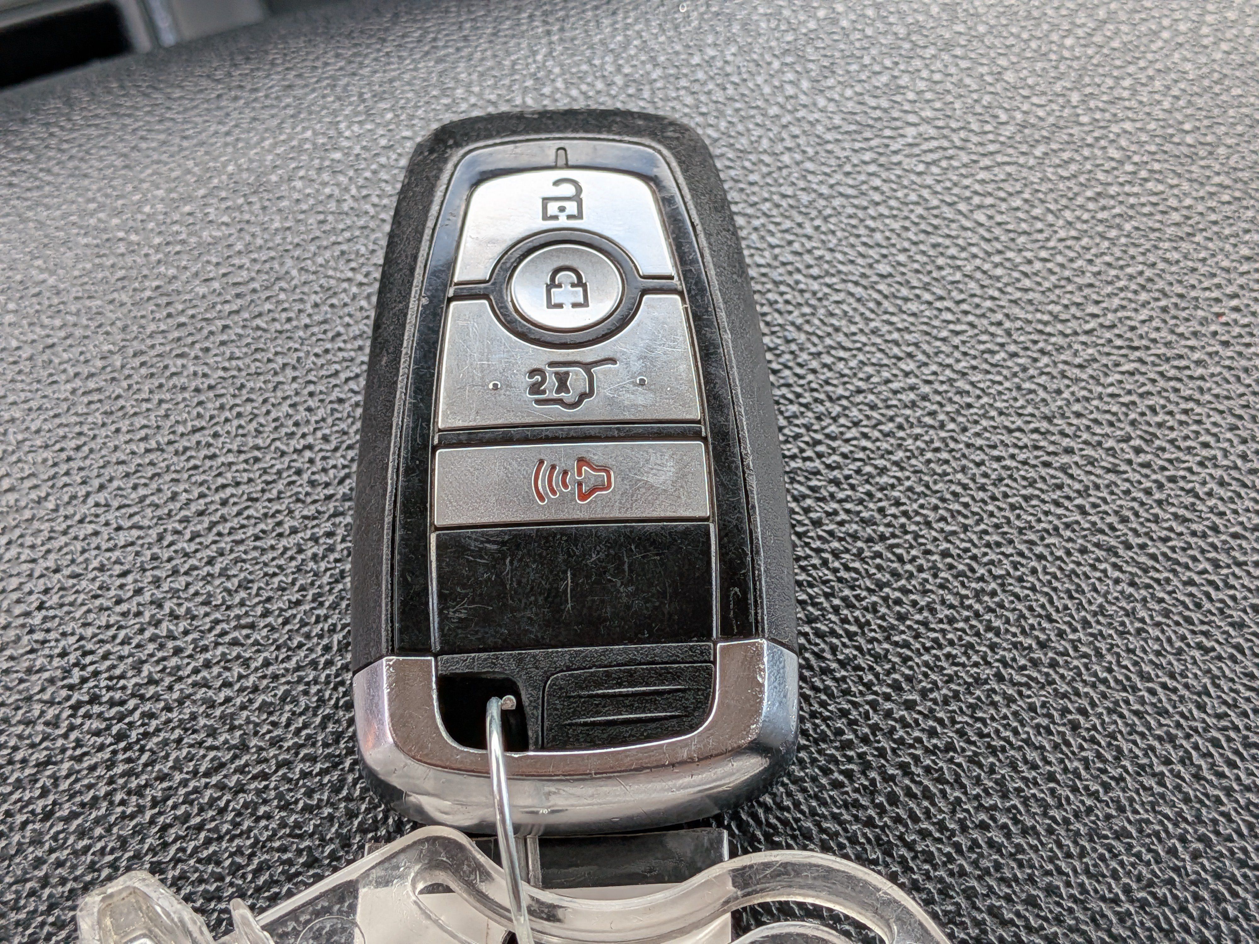 Used 2024 Ford Expedition XLT RWD image 33