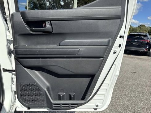 Certified 2024 Toyota Tacoma SR5 image 18