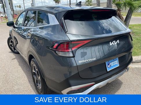 Used 2025 Kia Sportage LX FWD image 4