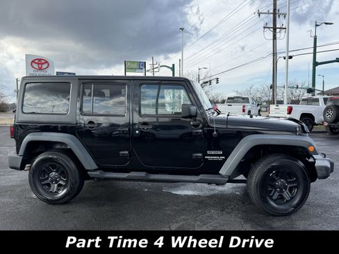 Used 2016 Jeep Wrangler Unlimited Sport w/ Connectivity Group image 2