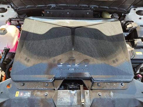 Used 2024 Kia Niro Wave image 32