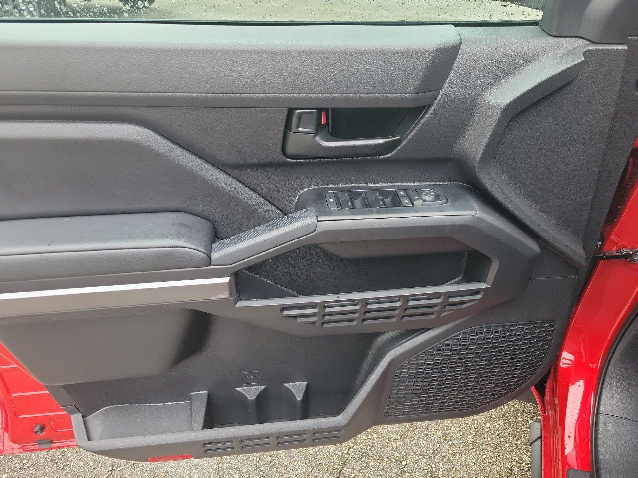 Used 2026 Toyota Tacoma SR5 RWD image 12