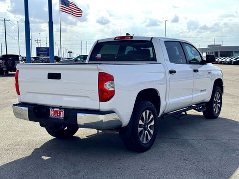 Used 2020 Toyota Tundra SR5 w/ SR5 Upgrade Package image 7