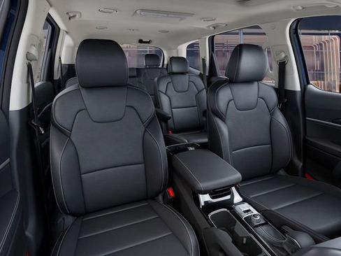 New 2025 Kia Telluride S image 17