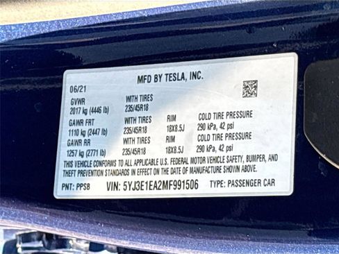 Used 2021 Tesla Model 3 Standard Range Plus image 34