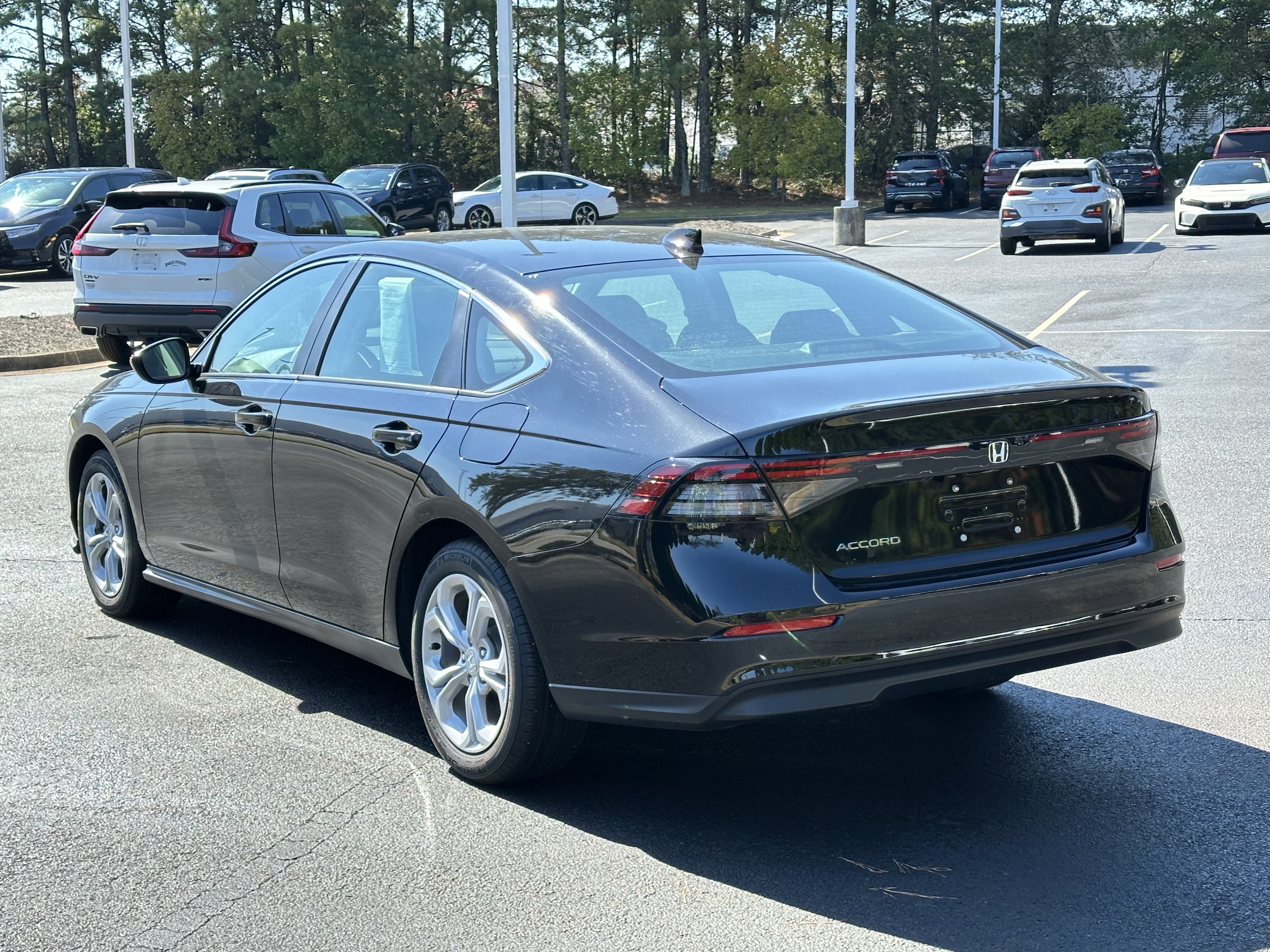 Certified 2025 Honda Accord LX image 9