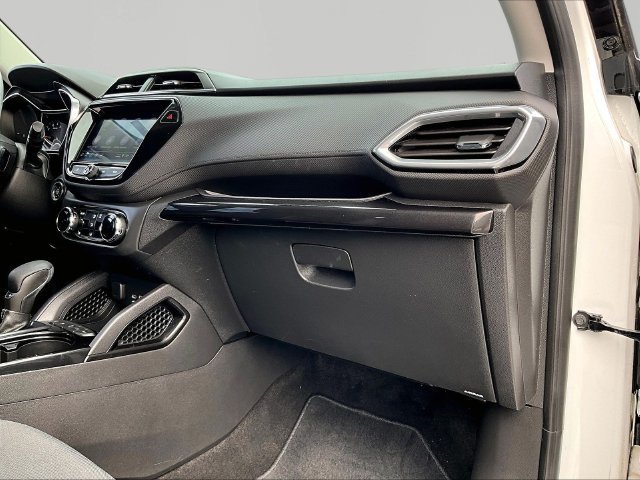Used 2022 Chevrolet TrailBlazer LT w/ Convenience Package AWD/4WD image 13